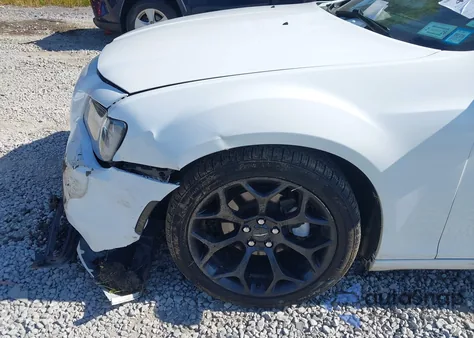 2020 Chrysler 300 300S из США, поврежденный, VIN 2C3CCABG8LH145764